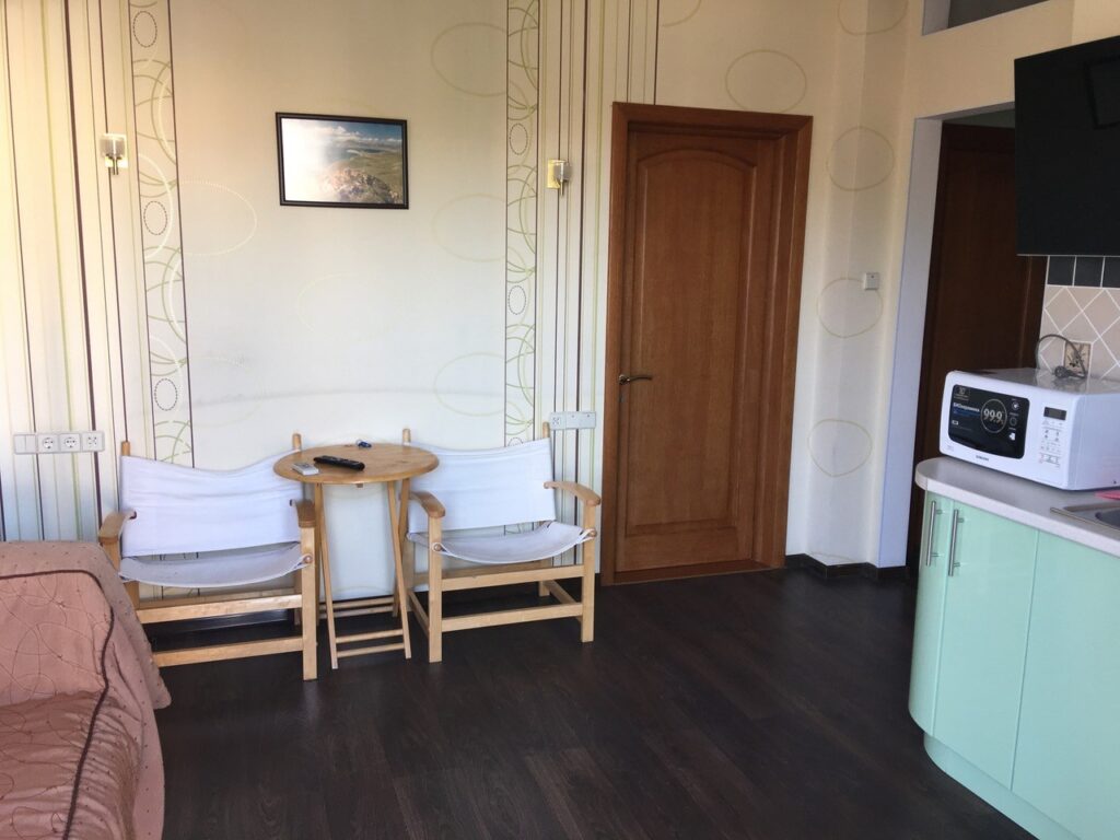 Двухкомнатные апартаменты №8 — отель с бассейном — фото 3
